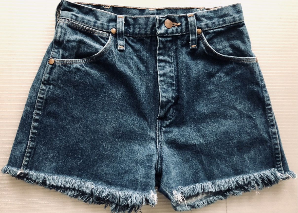 Wrangler WRANGLER 🇺🇸 DENIM DAISY DUKE CUTOFF SHORTS VINTAGE 80s 27 VGC Size US 27 - 3 Thumbnail