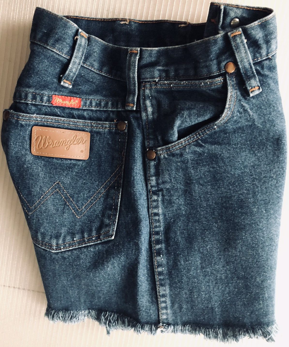 Wrangler WRANGLER 🇺🇸 DENIM DAISY DUKE CUTOFF SHORTS VINTAGE 80s 27 VGC Size US 27 - 1 Thumbnail