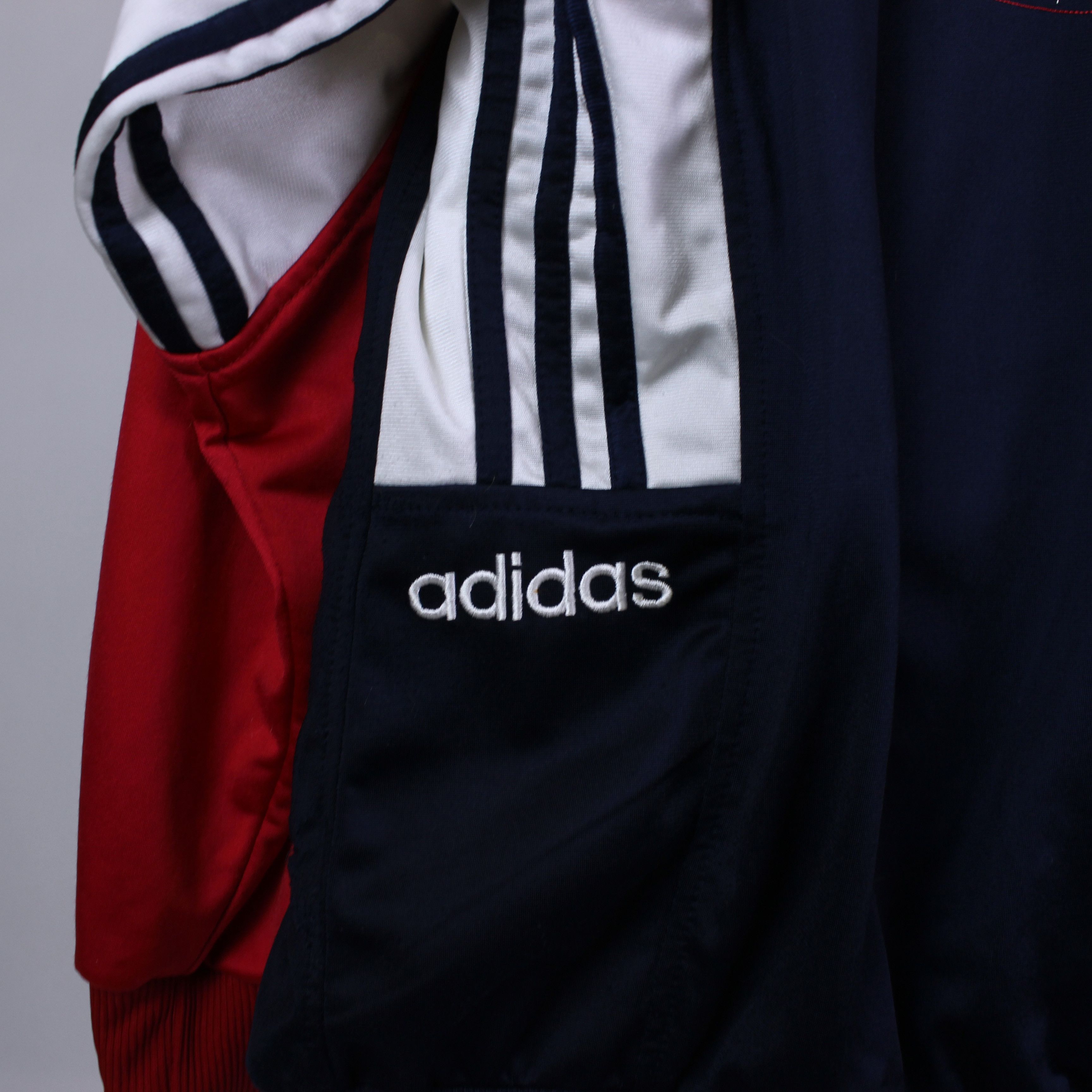 Adidas Vintage adidas light jacket rare tracksuit rarity Size US L / EU 52-54 / 3 - 5 Thumbnail