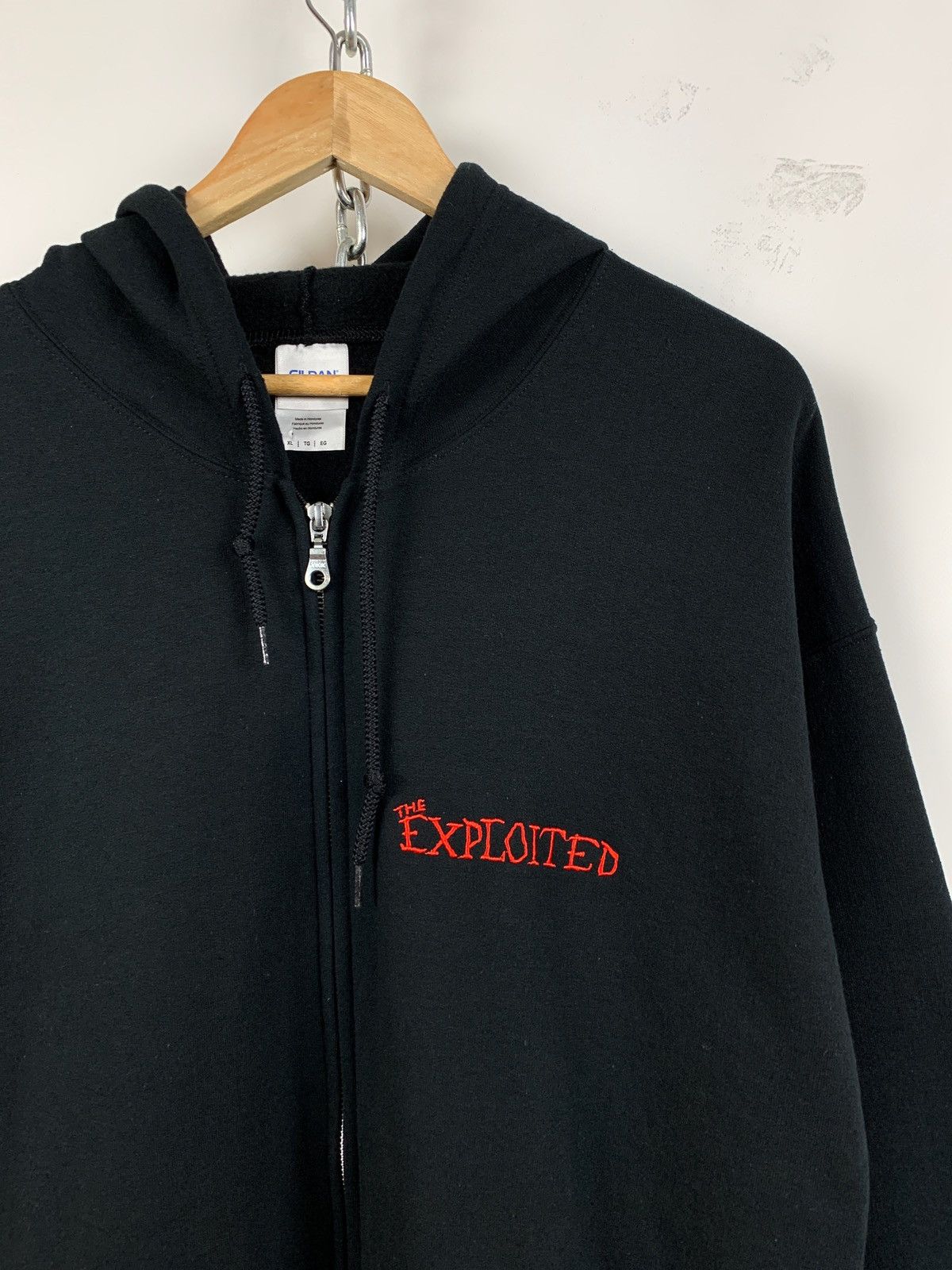 Band Tees 2005 Vintage The Exploited Hardcore Street Punk Hoodie Size US XL / EU 56 / 4 - 8 Thumbnail