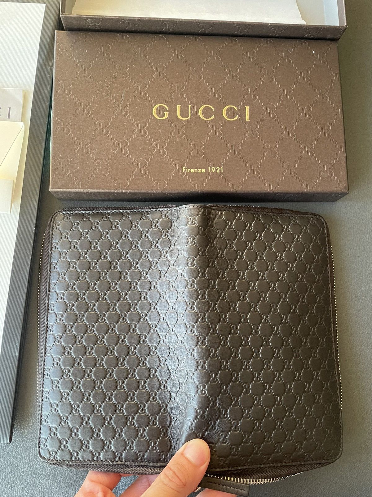 Gucci Iconic Rare Brand New Classic GG Logo XL Zip Leather Wallet Size ONE SIZE - 9 Thumbnail
