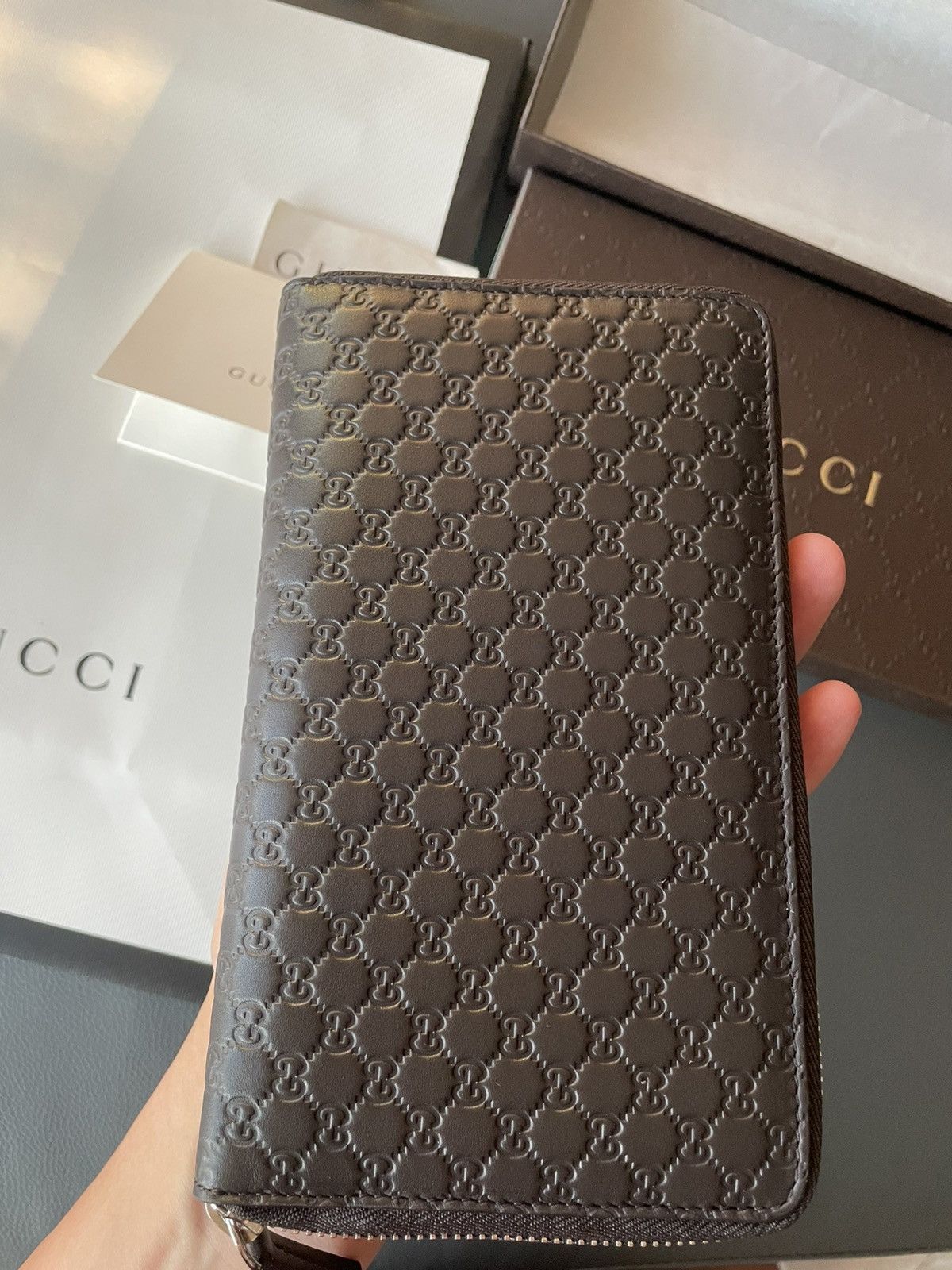 Gucci Iconic Rare Brand New Classic GG Logo XL Zip Leather Wallet Size ONE SIZE - 16 Thumbnail