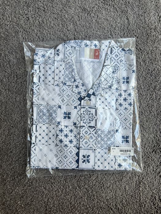 Kith Kith Azulejo Tiles Thompson Camp Collar Shirt Sandrift | Grailed