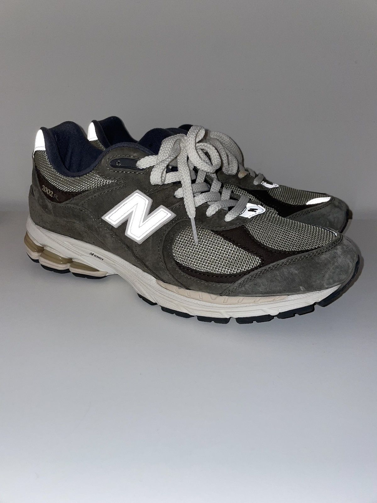 original new balance 2002r