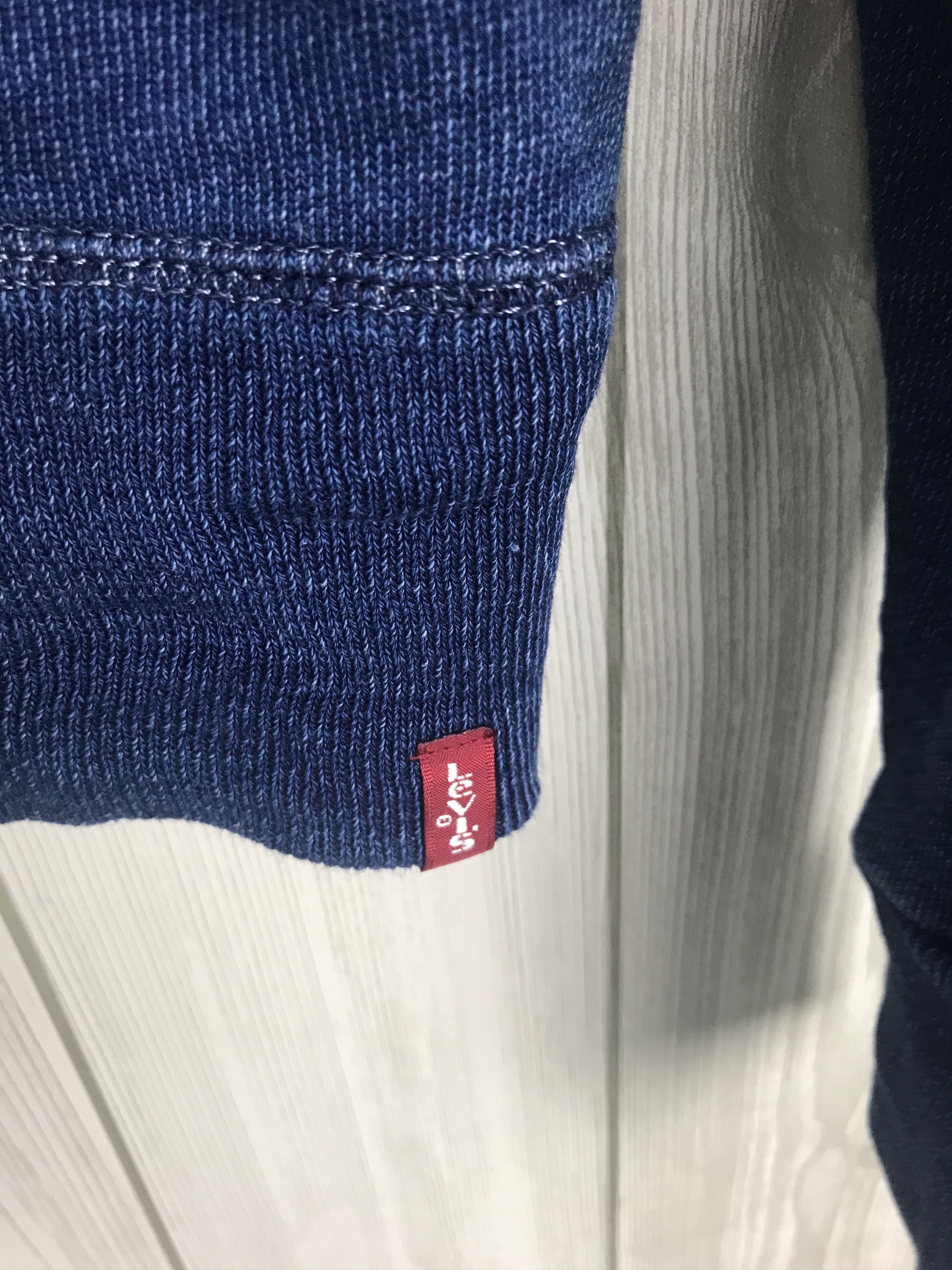 Levi's Vintage LEVIS STRAUSS & CO Indigo Sun Faded Sweatshirt Size US S / EU 44-46 / 1 - 5 Thumbnail