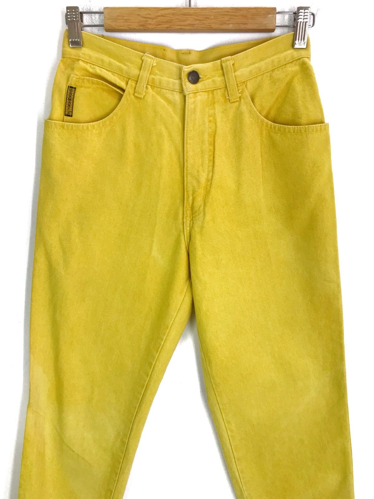 Giorgio Armani Vintage Giorgio Armani Made In Italy Yellow Denim Jeans Size 26" / US 2 / IT 38 - 3 Thumbnail
