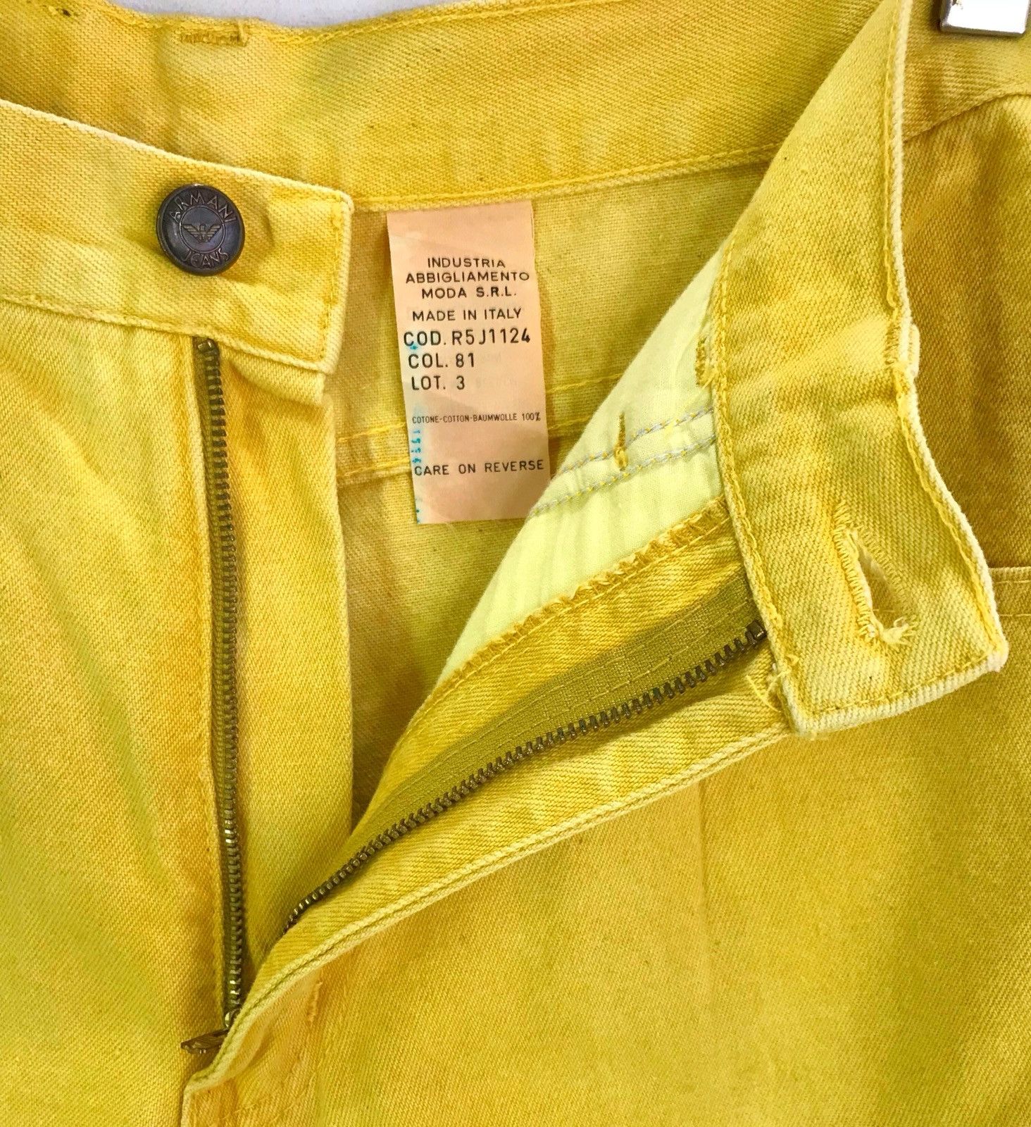 Giorgio Armani Vintage Giorgio Armani Made In Italy Yellow Denim Jeans Size 26" / US 2 / IT 38 - 12 Thumbnail