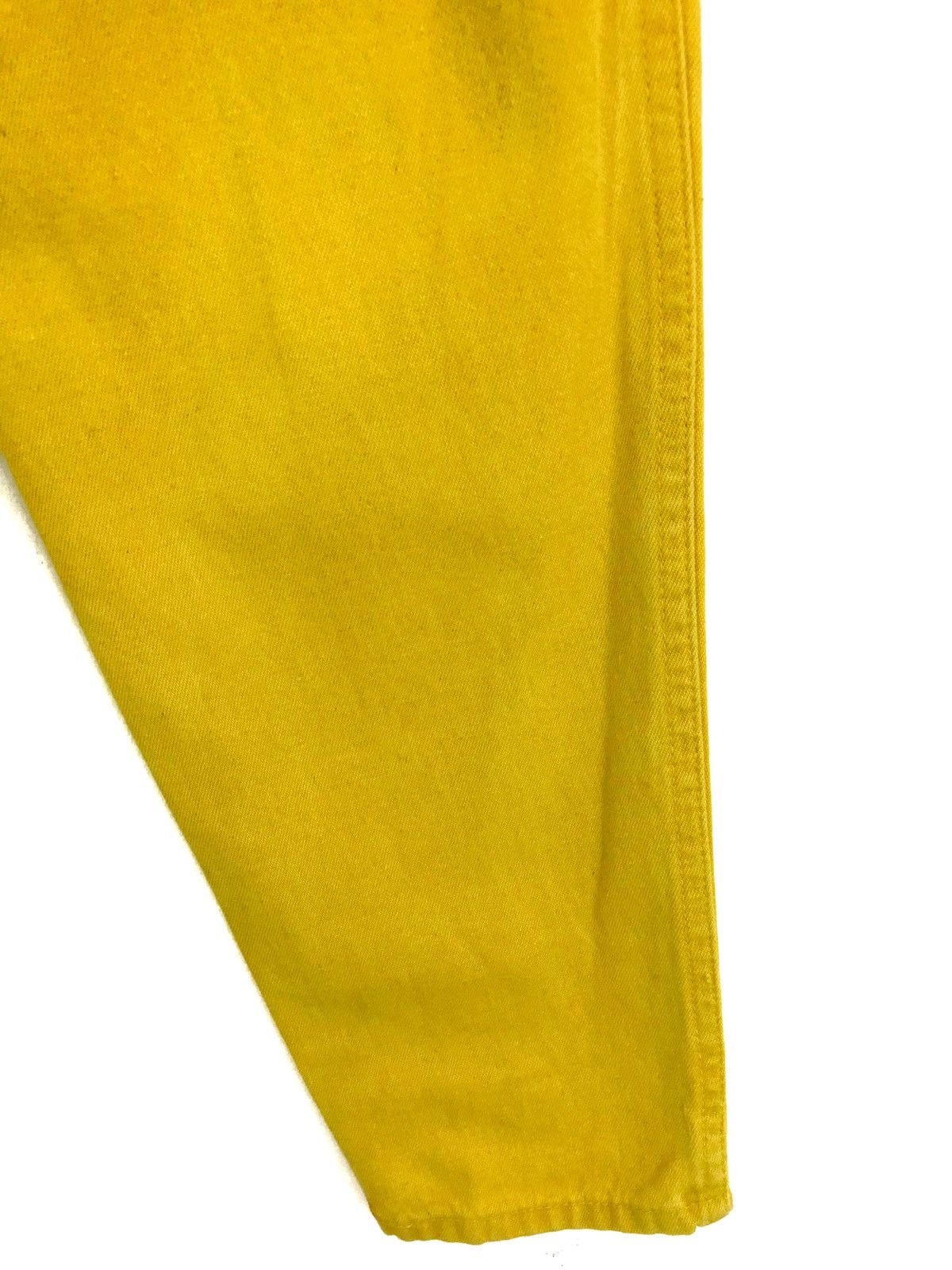 Giorgio Armani Vintage Giorgio Armani Made In Italy Yellow Denim Jeans Size 26" / US 2 / IT 38 - 10 Thumbnail