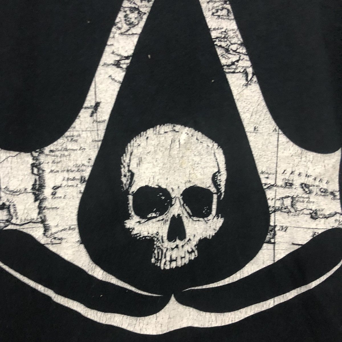 Japanese Brand Assasin’s creed IV black flag copyright © 2013 Size US M / EU 48-50 / 2 - 3 Thumbnail
