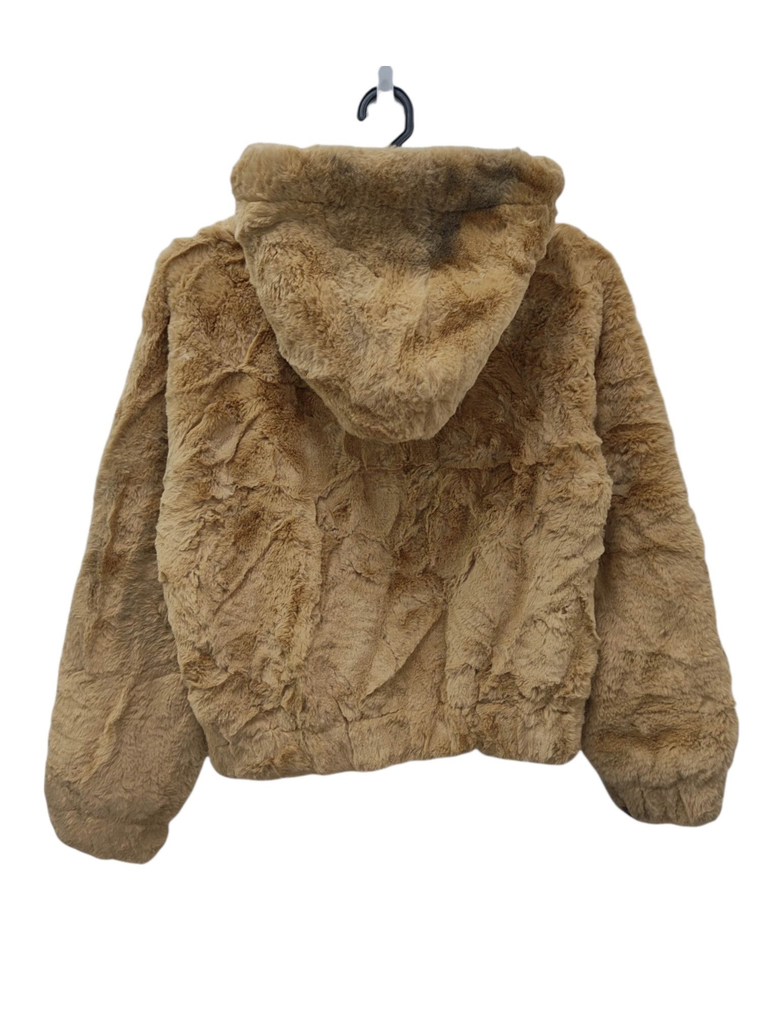 Bershka BERSHKA BSKGIRL 1/4 ZIPPER FAUX RABBIT FUR CROPPED HOODIE Size XS / US 0-2 / IT 36-38 - 2 Thumbnail