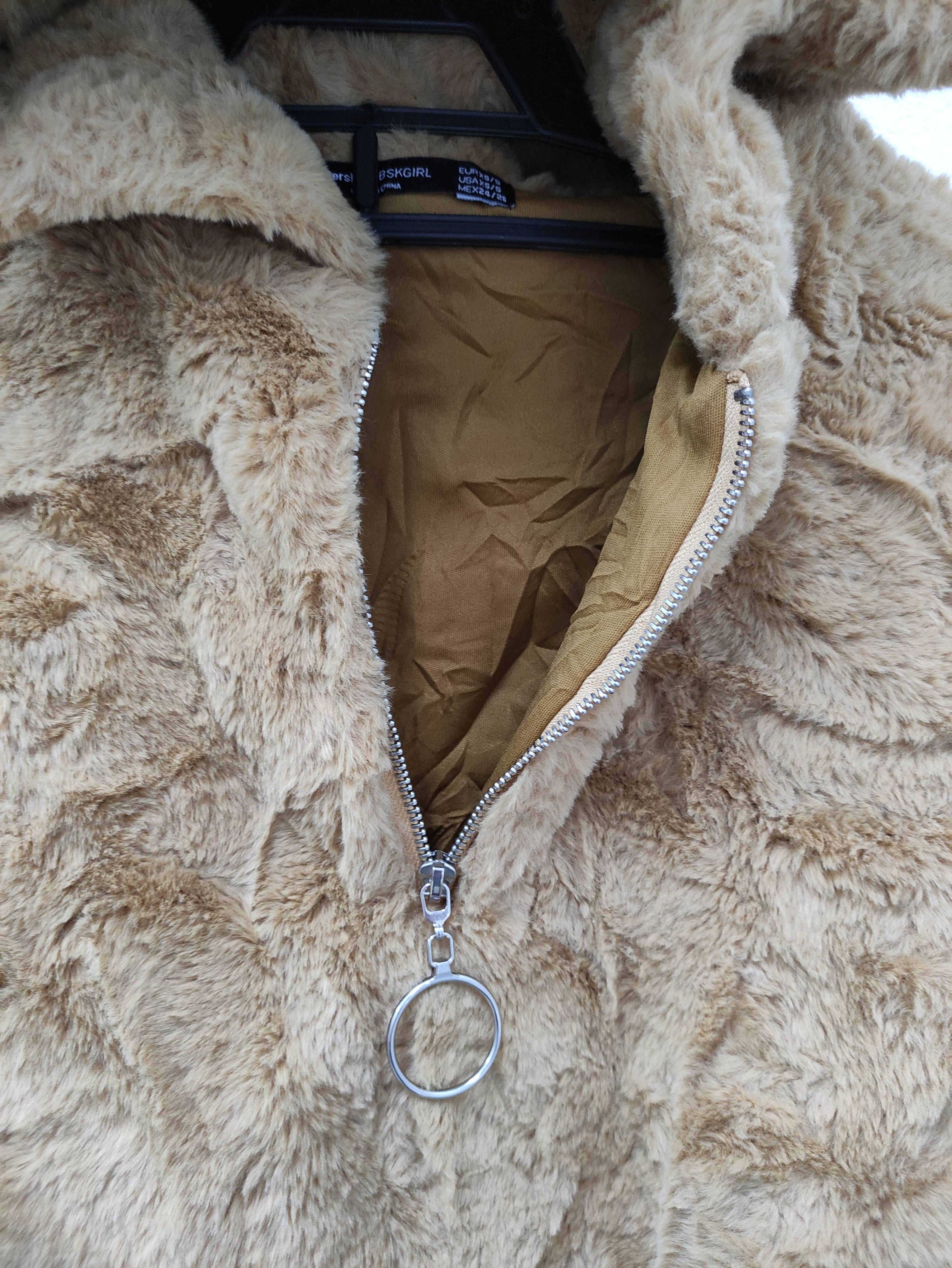 Bershka BERSHKA BSKGIRL 1/4 ZIPPER FAUX RABBIT FUR CROPPED HOODIE Size XS / US 0-2 / IT 36-38 - 3 Thumbnail