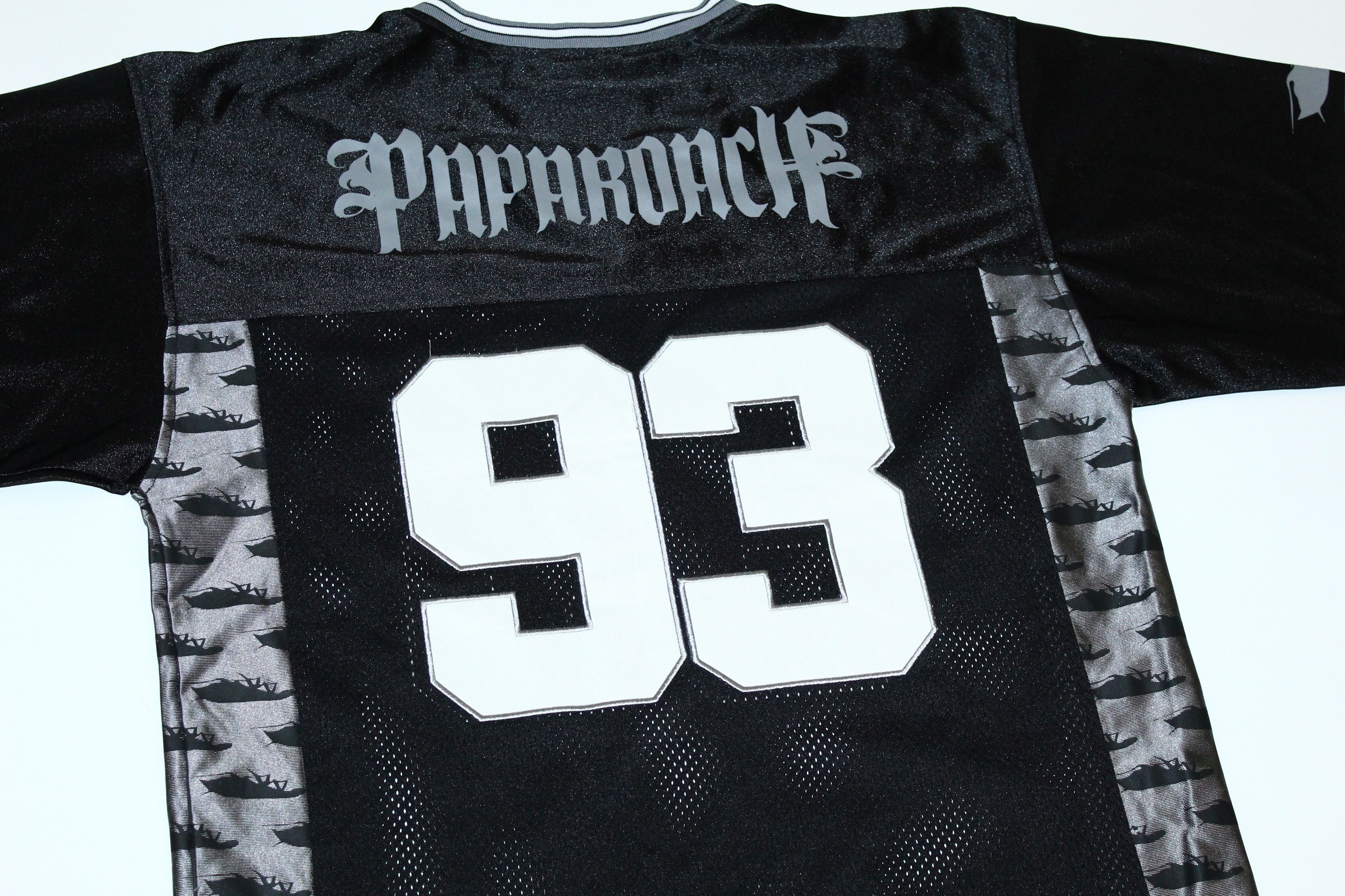 Band Tees 💥 RARE 💥 Papa Roach Est.93 Baggy Jersey Size US L / EU 52-54 / 3 - 8 Thumbnail