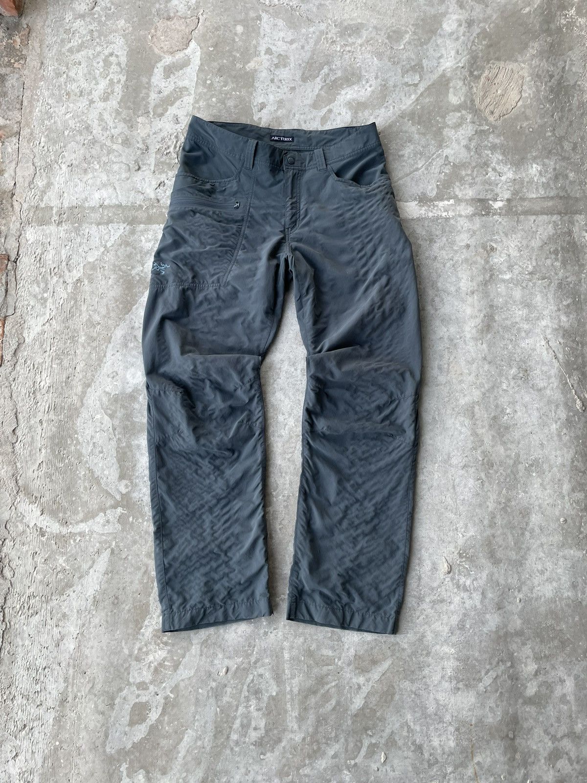 Arc'Teryx Vintage Arc’teryx Blue Cargo Nylon Pants Trousers Size 34 ...