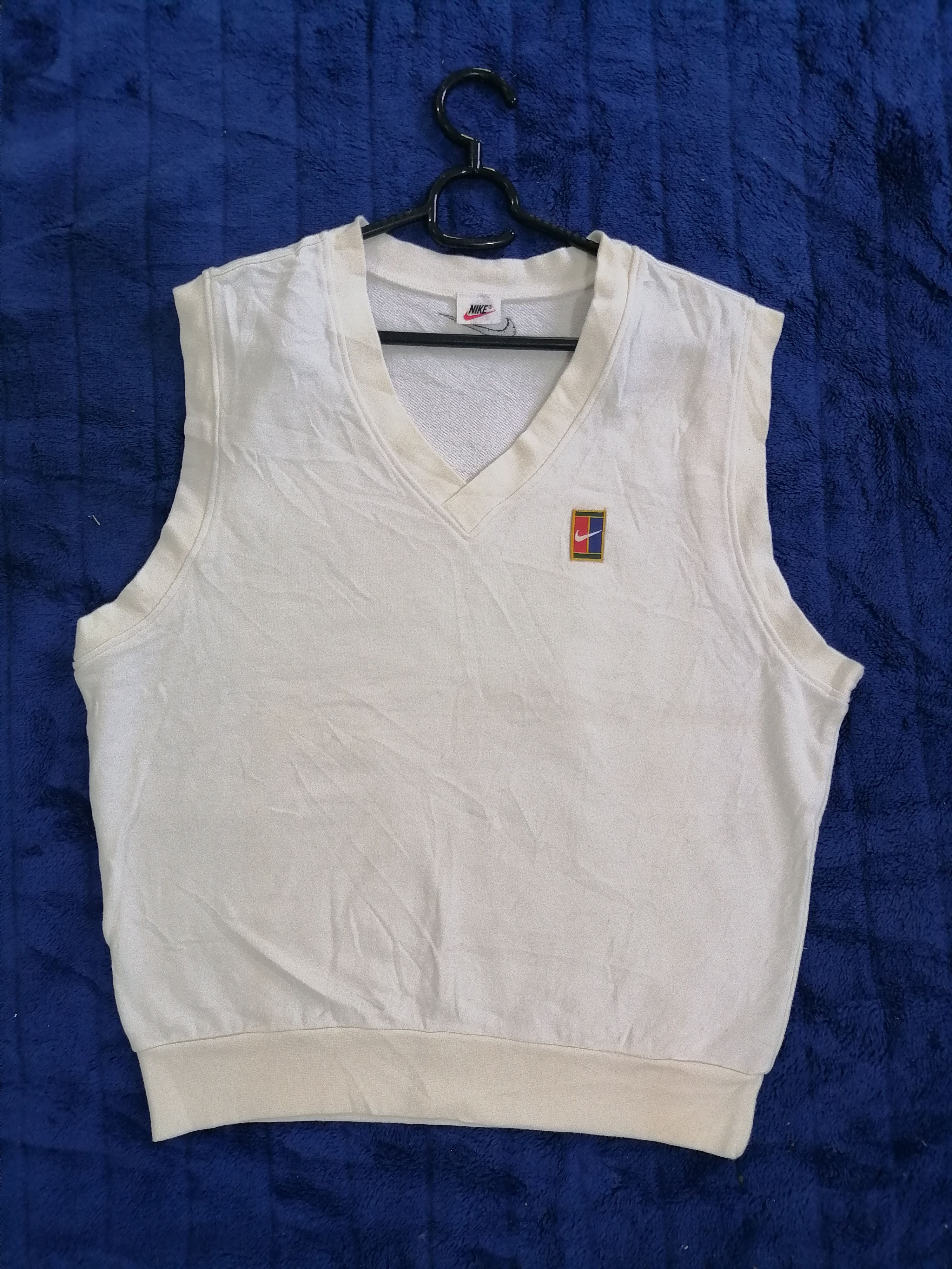 Vintage Nike Court Patches Logo