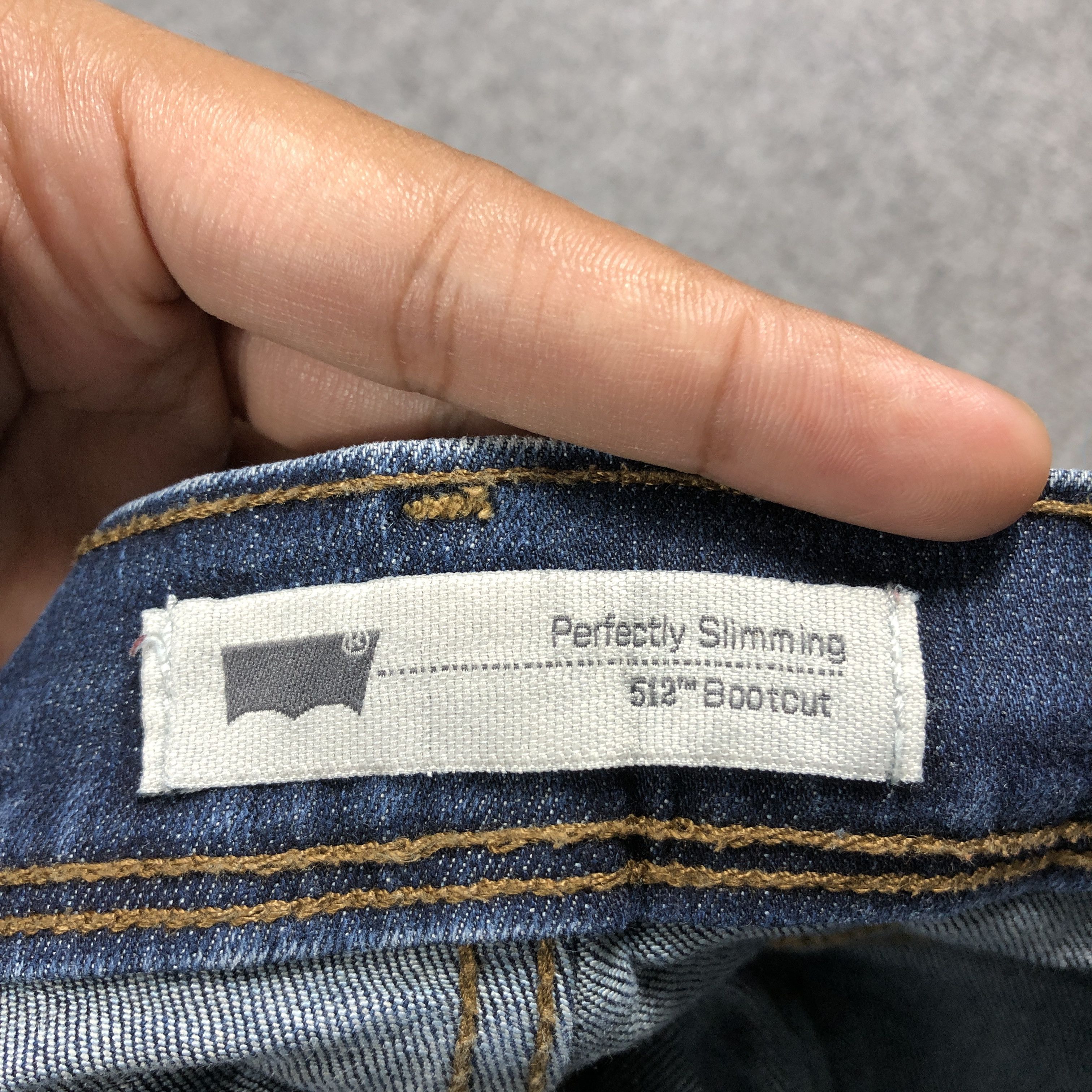 Levi's × Vintage Vintage 512 Levis Jeans Flare Slimming Bootcut L748W Size 31" - 9 Thumbnail