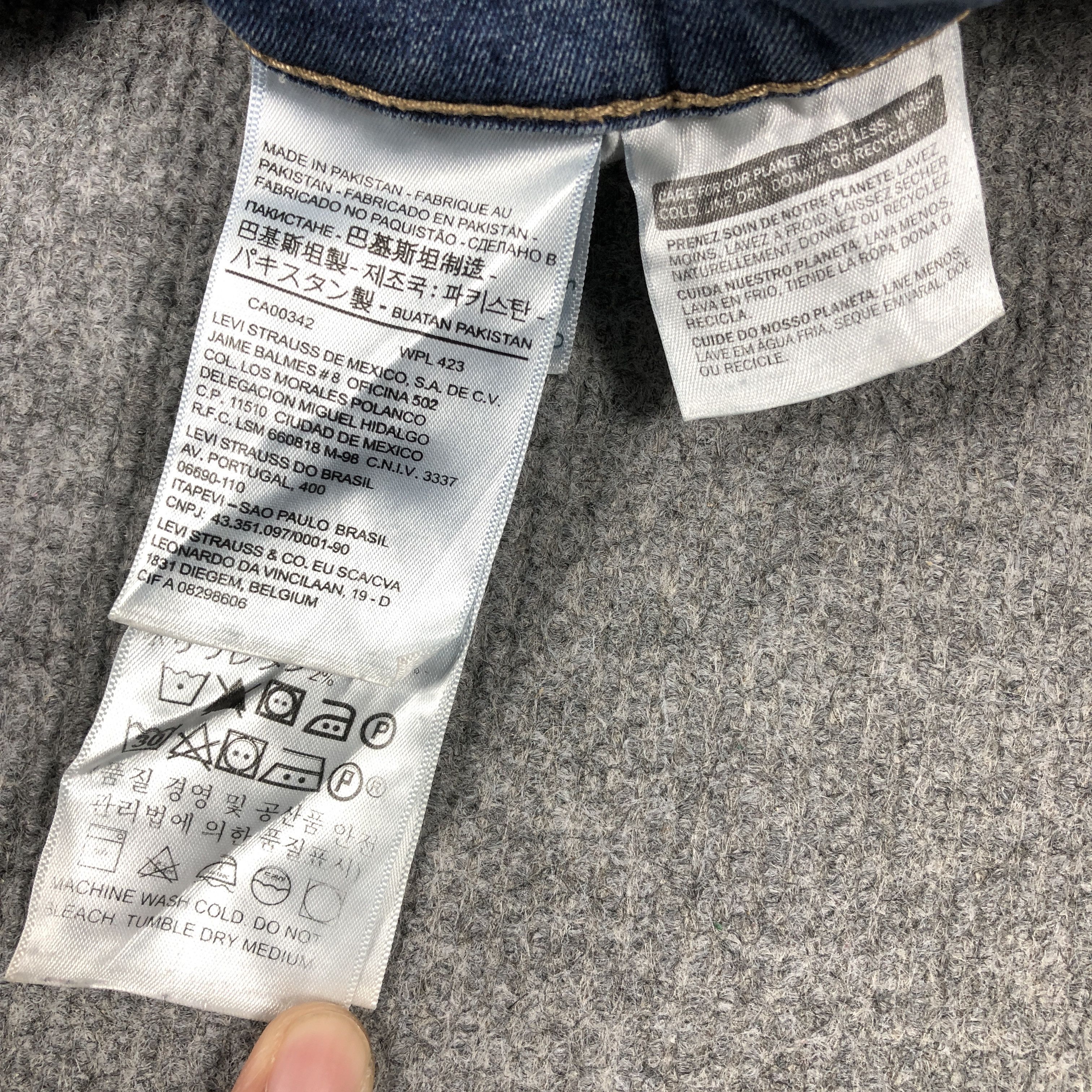 Levi's × Vintage Vintage Levis Jeans Slimming Skinny L746W Size 34" / US 12 / IT 48 - 10 Thumbnail