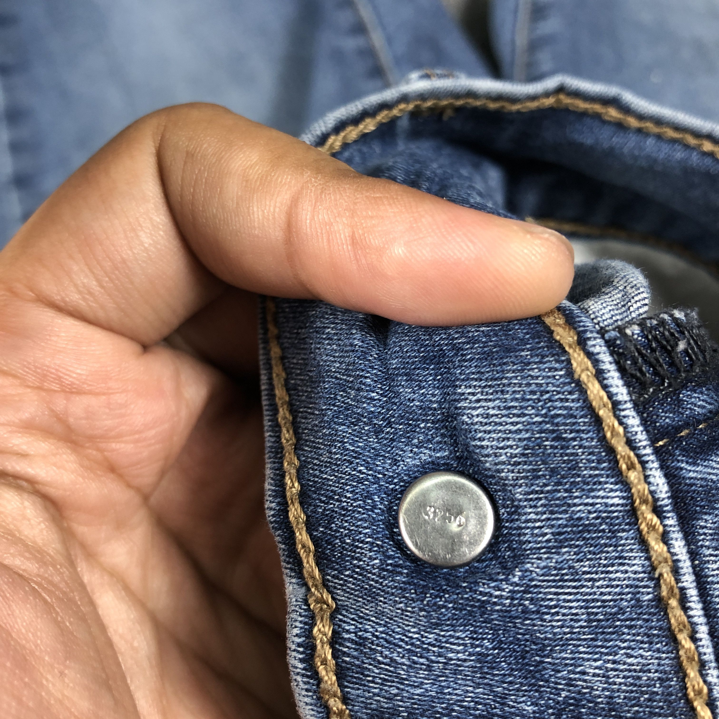 Levi's × Vintage Vintage Levis Jeans Slimming Skinny L746W Size 34" / US 12 / IT 48 - 8 Thumbnail