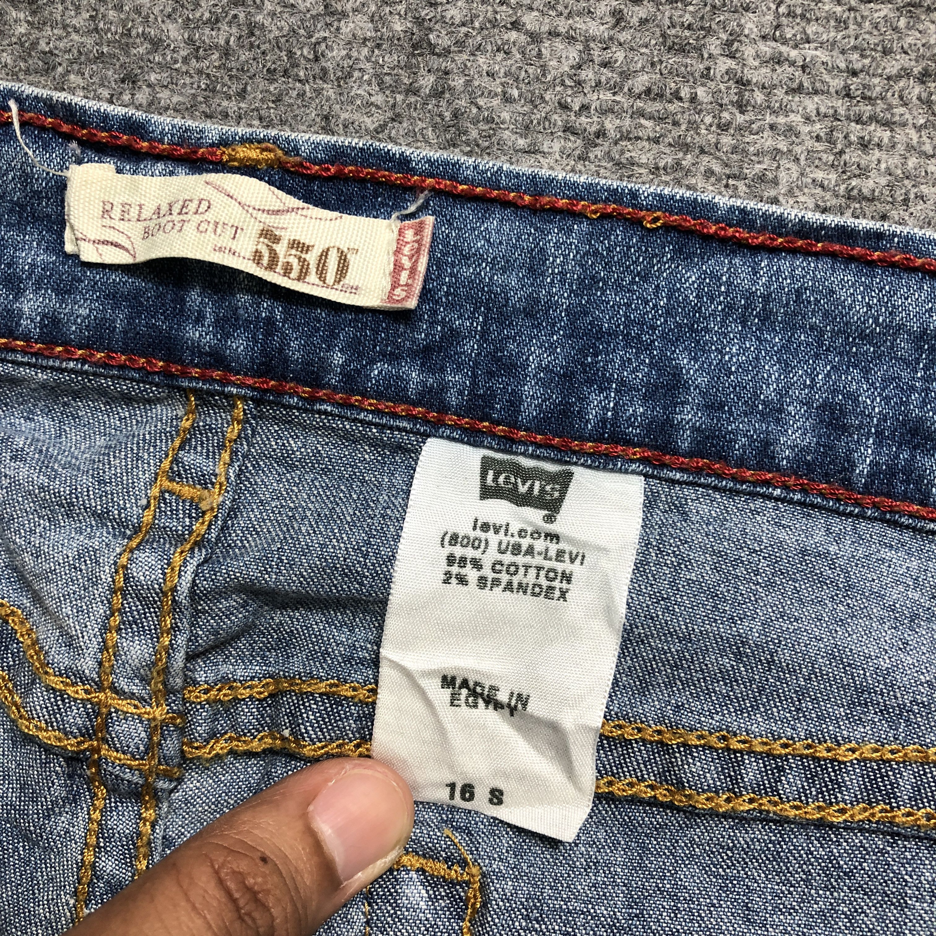 Levi's × Vintage Vintage Levis 550 Jeans Flare Relaxed Bootcut L747W Size 35" - 9 Thumbnail