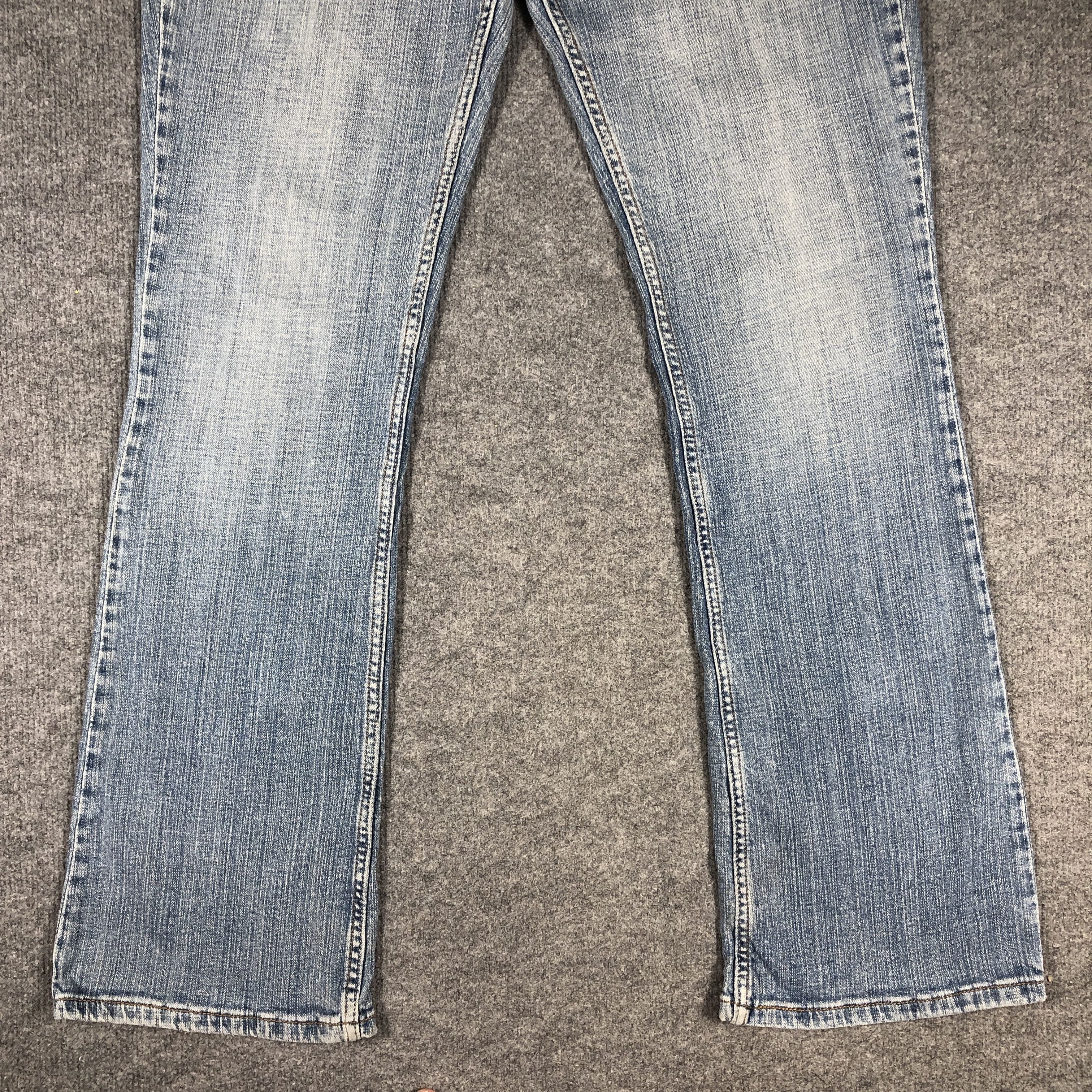 Levi's × Vintage Vintage 524 Levis Jeans Flare Too Superlow L743W Size 32" / US 10 / IT 46 - 4 Thumbnail