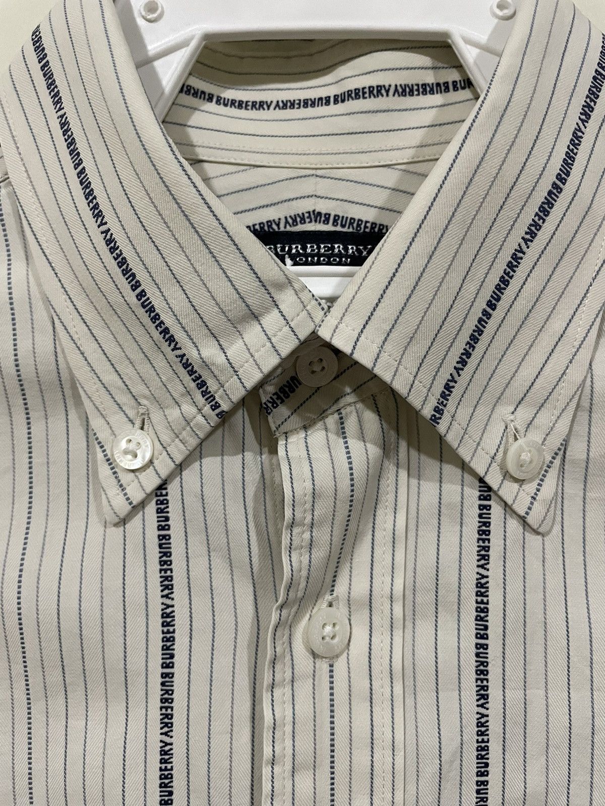 Burberry Burberry Spellout All Over Thin Stripe Shirts Size US L / EU 52-54 / 3 - 20 Thumbnail