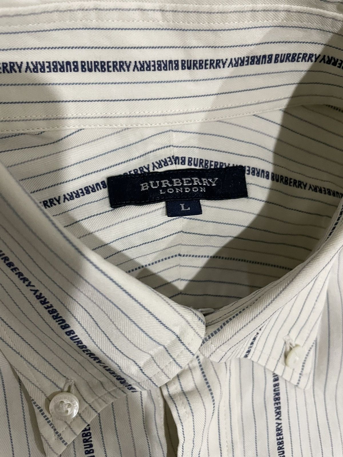 Burberry Burberry Spellout All Over Thin Stripe Shirts Size US L / EU 52-54 / 3 - 12 Thumbnail