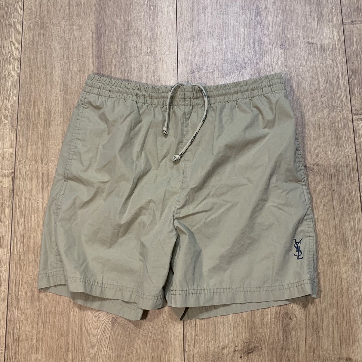 Yves Saint Laurent beige ysl shorts yves saint laurent shorts Size US 30 / EU 46 - 1 Thumbnail