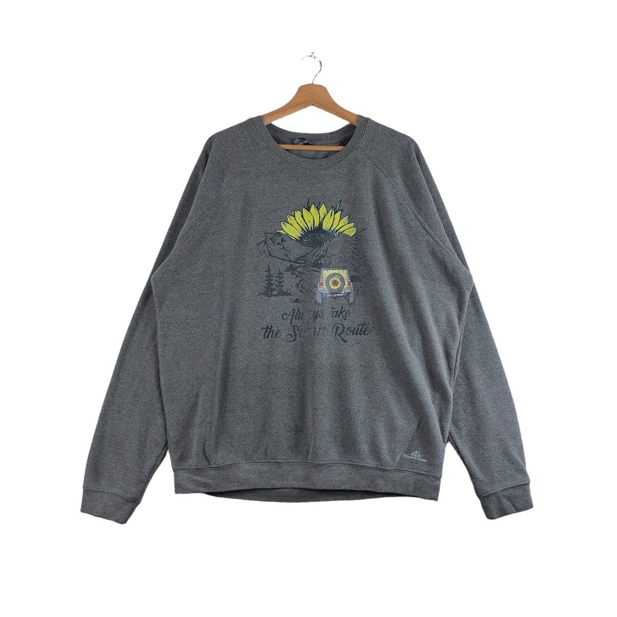 Vintage Adventure Camping Crewneck Sweatshirt Pullover