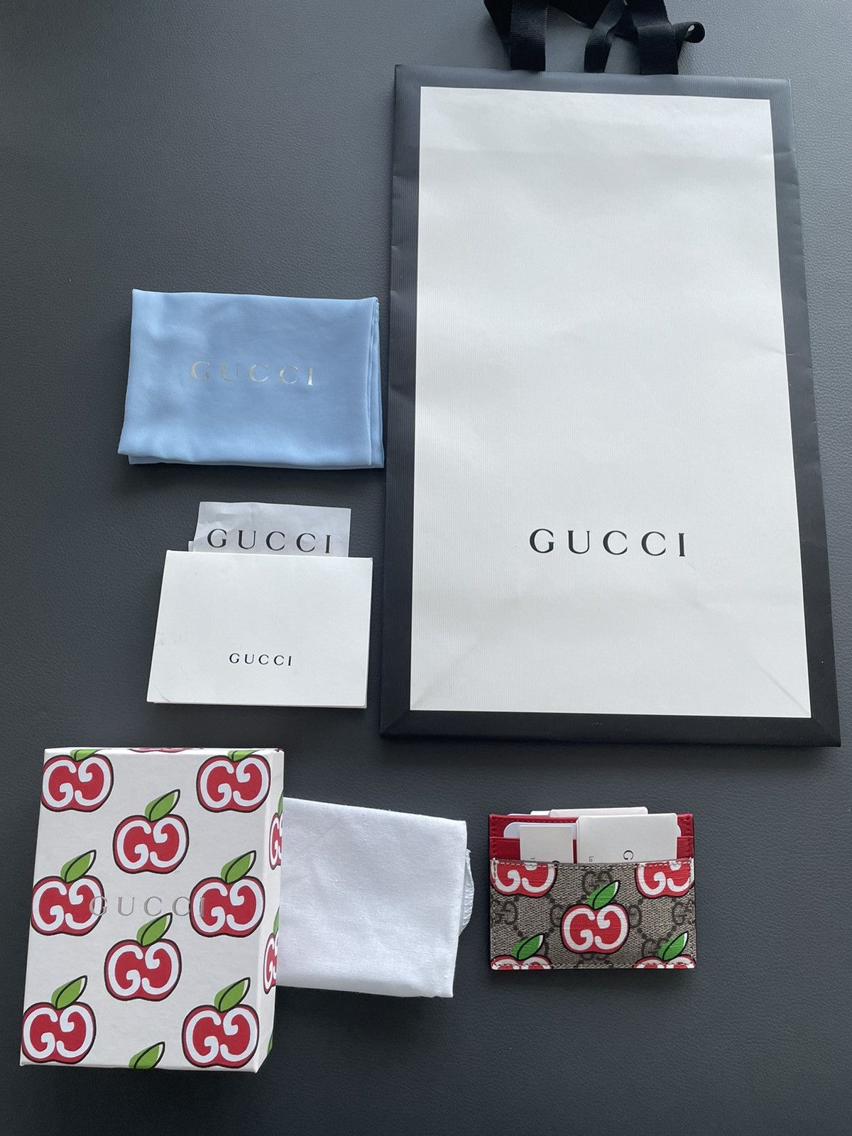 Gucci Brand NEW Limited Edition Monogram Gucci Cardholder Size ONE SIZE - 8 Thumbnail