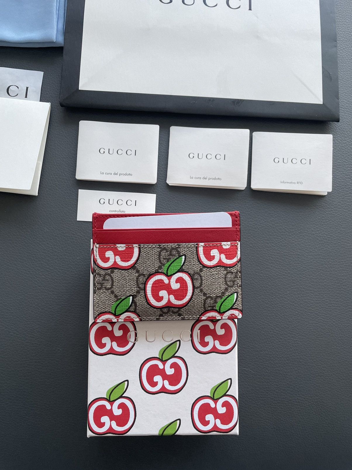 Gucci Brand NEW Limited Edition Monogram Gucci Cardholder Size ONE SIZE - 19 Thumbnail