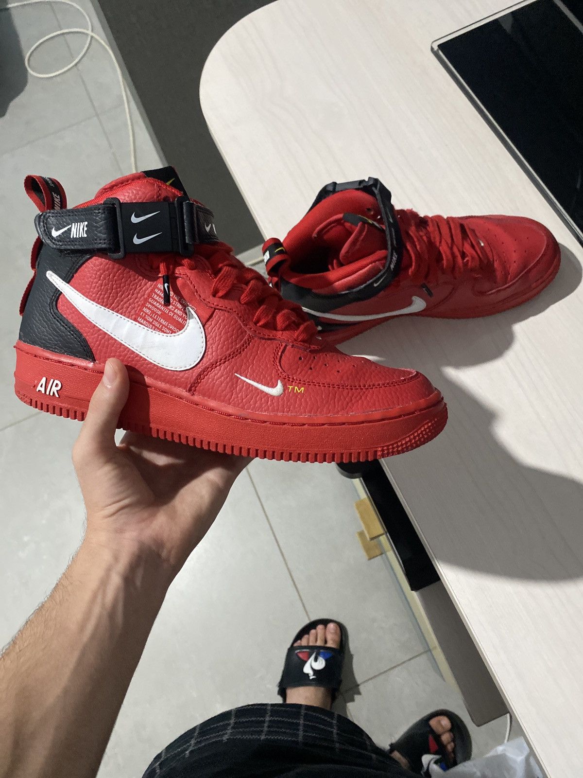 Nike Air Force 1 mid lv 8 utility Size US 7 / EU 40 - 7 Thumbnail