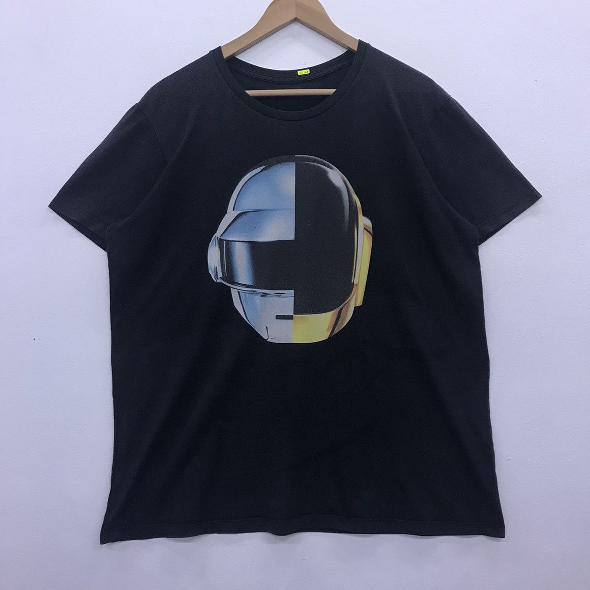 Band Tees × Japanese Brand × Uniqlo Rare!! Daft Punk Band tees blak colour Size US L / EU 52-54 / 3 - 2 Thumbnail