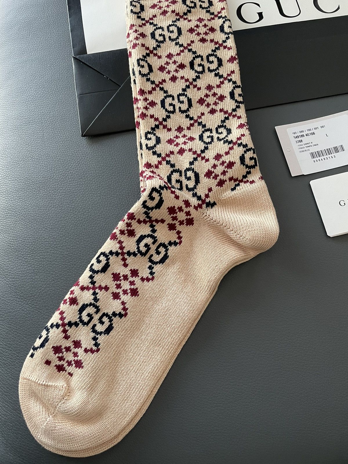 Gucci Super Runway Gucci Monogram Socks Brand New Rare Size ONE SIZE - 11 Thumbnail
