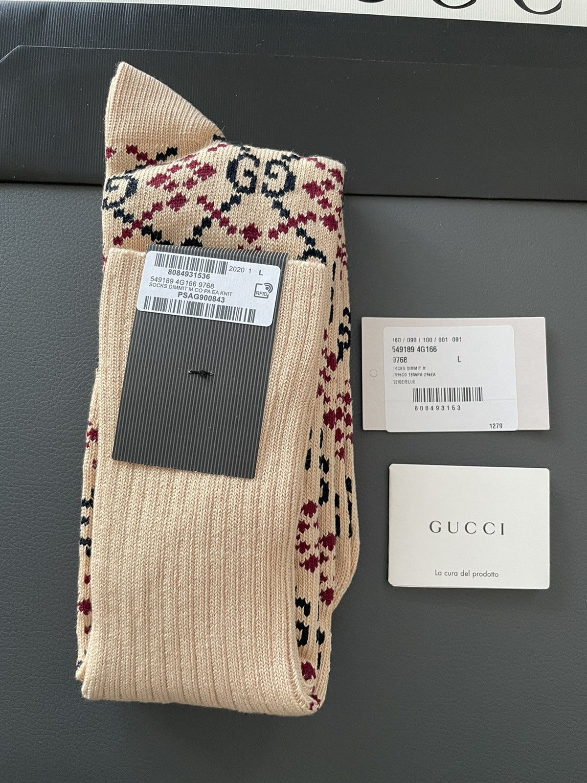Gucci Super Runway Gucci Monogram Socks Brand New Rare Size ONE SIZE - 3 Thumbnail