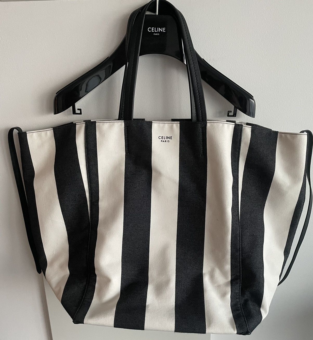 Celine $2,300 Sold Out Phoebe Philo Celine Cabas Phantom Bag Size ONE SIZE - 15 Thumbnail