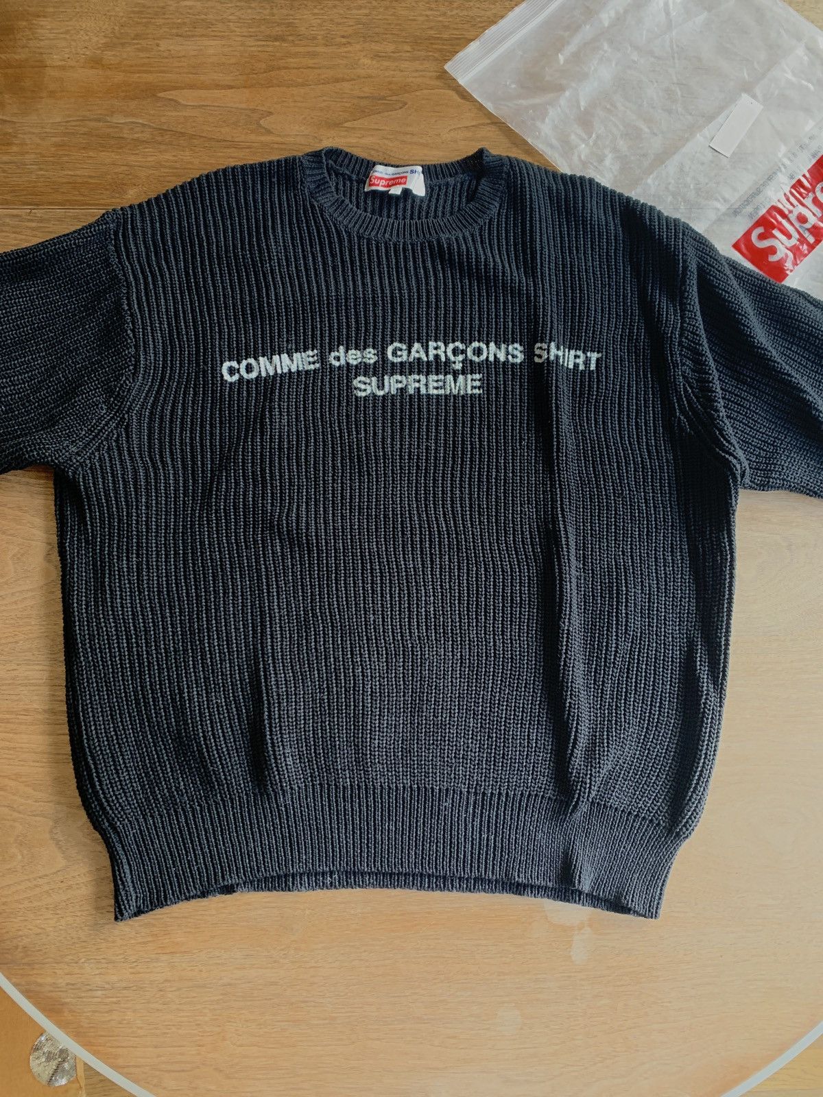 Cdg x cheap supreme knit sweater