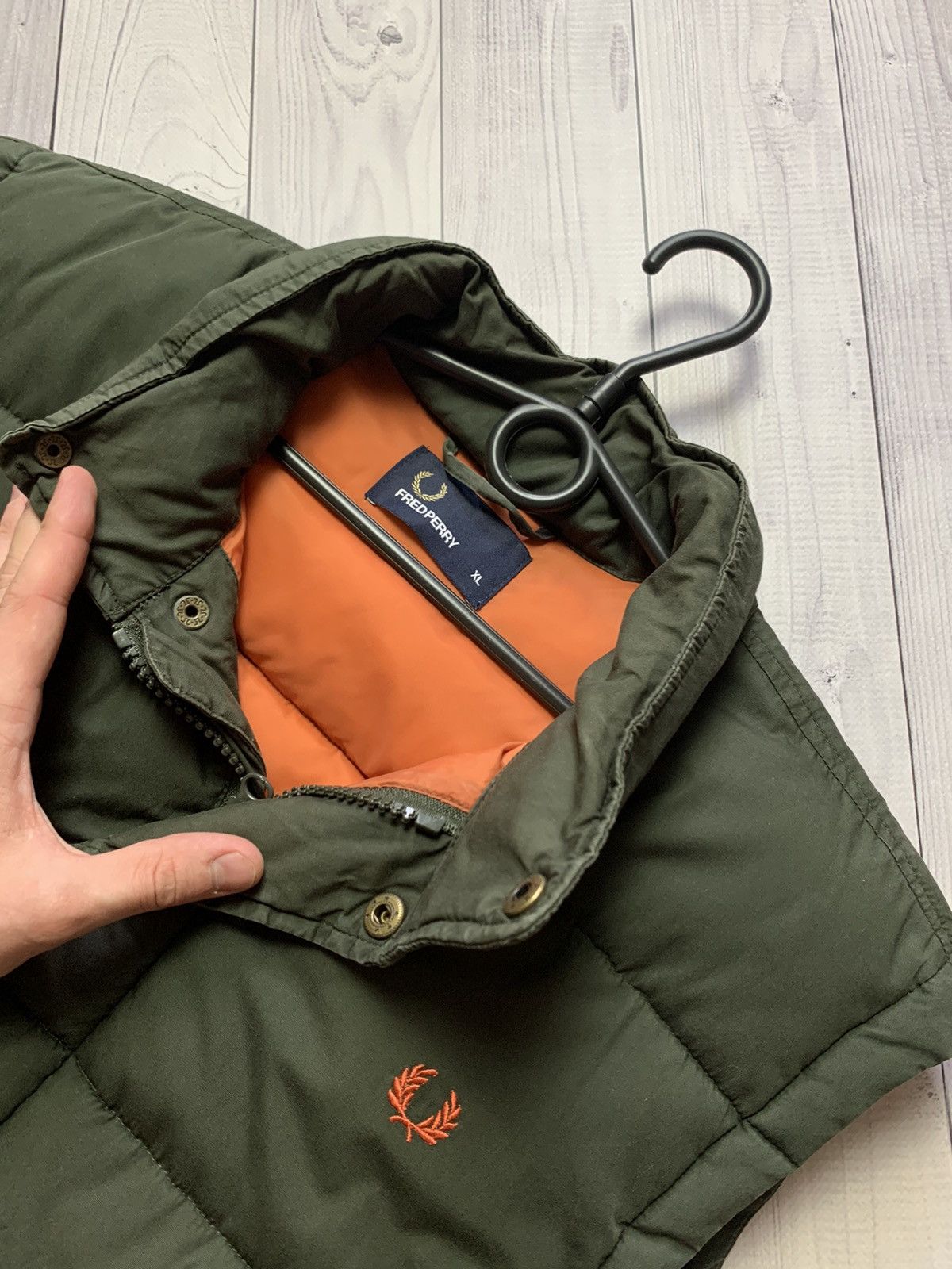Fred Perry Vintage Fred Perry Down Vest Khaki size XL Size US XL / EU 56 / 4 - 6 Thumbnail