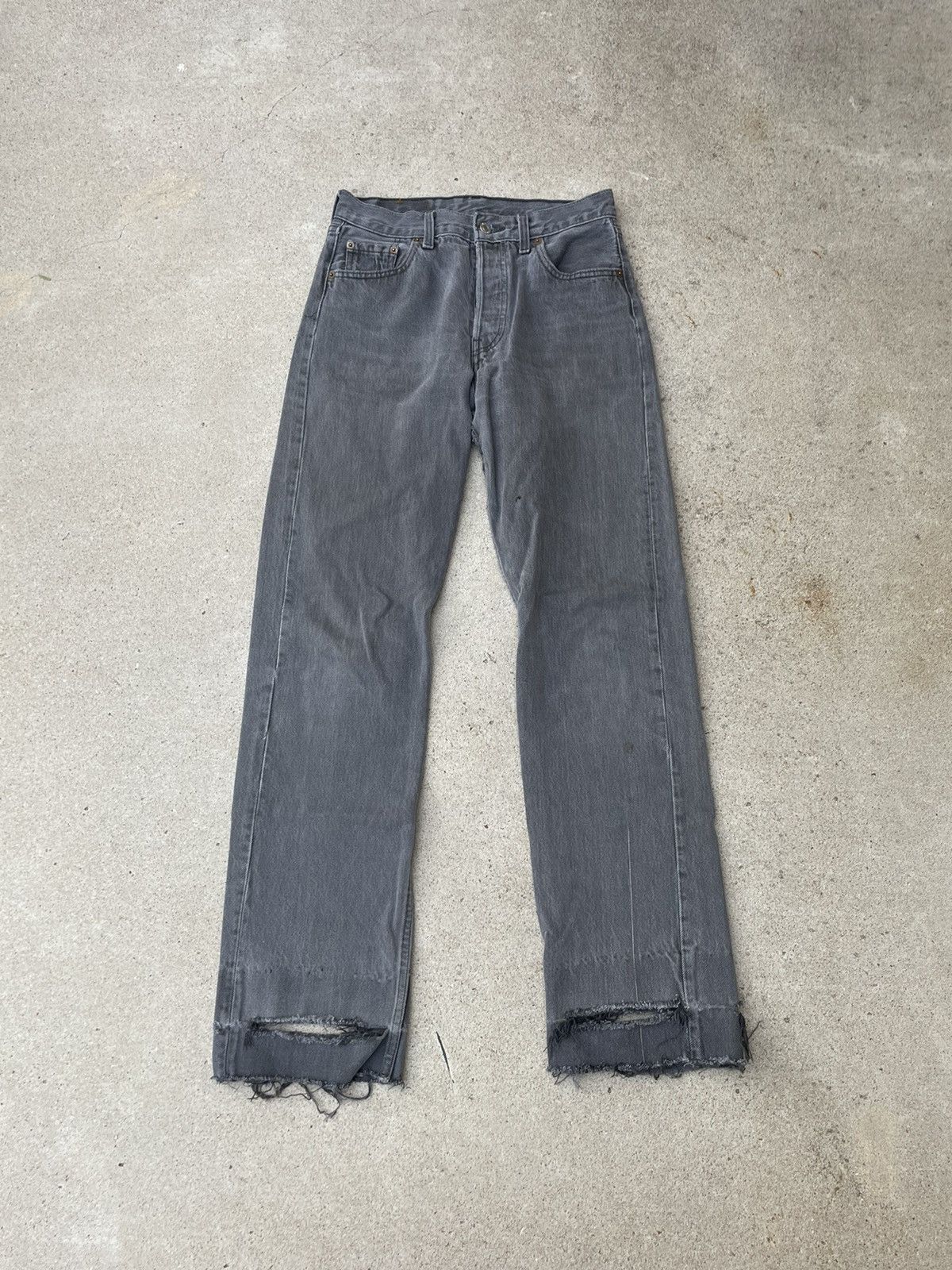 Vtg 90’s Levi’s 501xx Buttonfly Thrashed Black Jeans 28x30