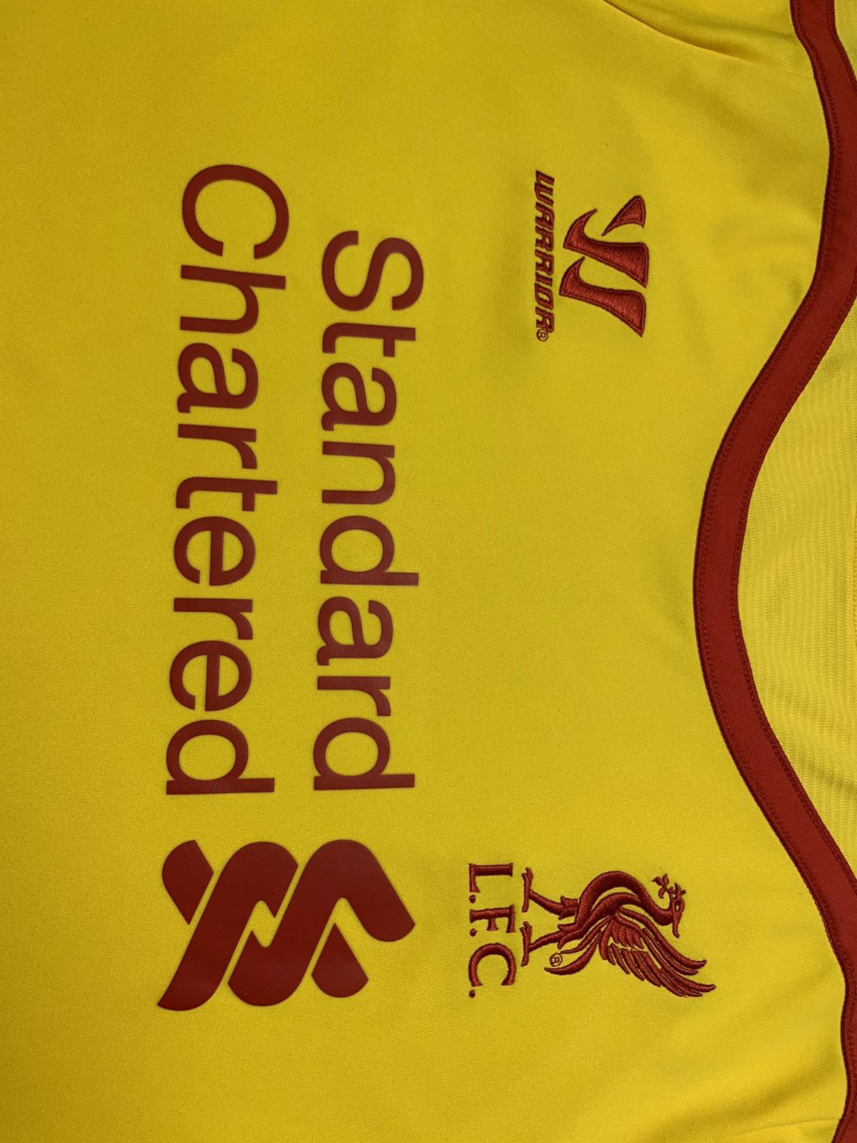 Other Liverpool Yellow soccer jersey away size XXL Size US XXL / EU 58 / 5 - 4 Thumbnail