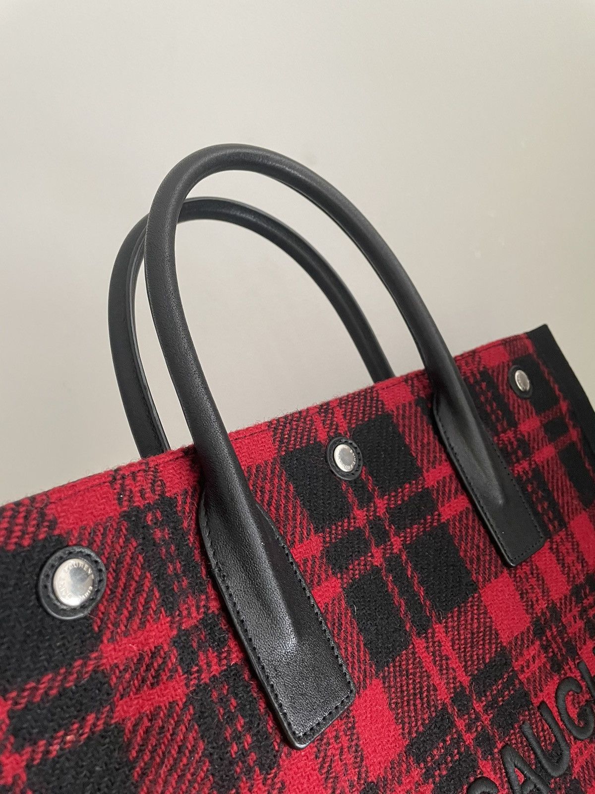 Hedi Slimane × Saint Laurent Paris × Yves Saint Laurent Limited Edition Runway Rive Gauche Saint Laurent Tote Bag Size ONE SIZE - 18 Thumbnail