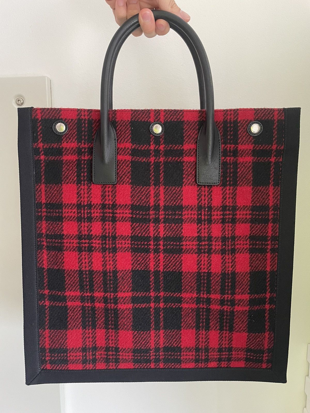 Hedi Slimane × Saint Laurent Paris × Yves Saint Laurent Limited Edition Runway Rive Gauche Saint Laurent Tote Bag Size ONE SIZE - 16 Thumbnail