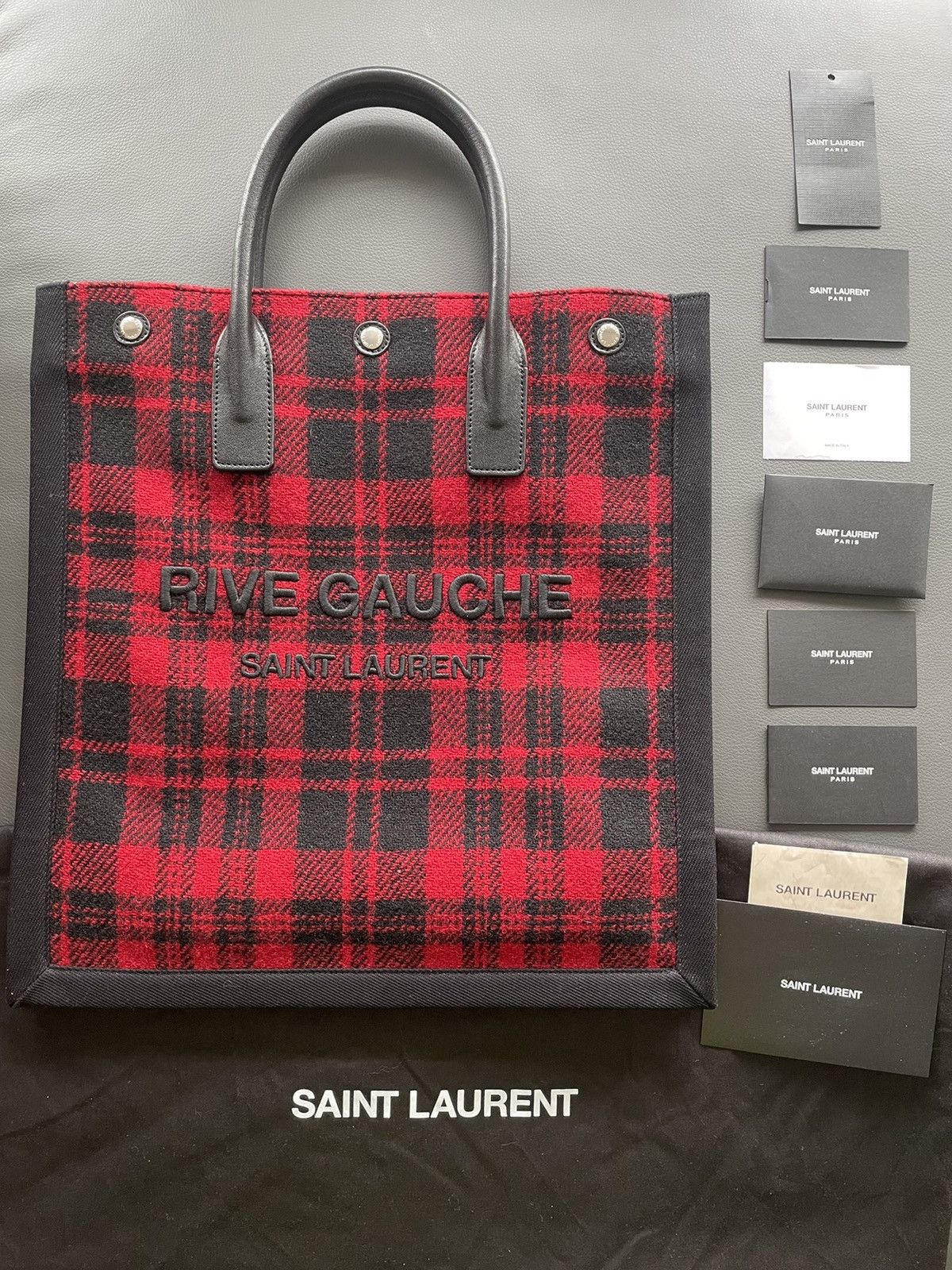 Hedi Slimane × Saint Laurent Paris × Yves Saint Laurent Limited Edition Runway Rive Gauche Saint Laurent Tote Bag Size ONE SIZE - 10 Thumbnail