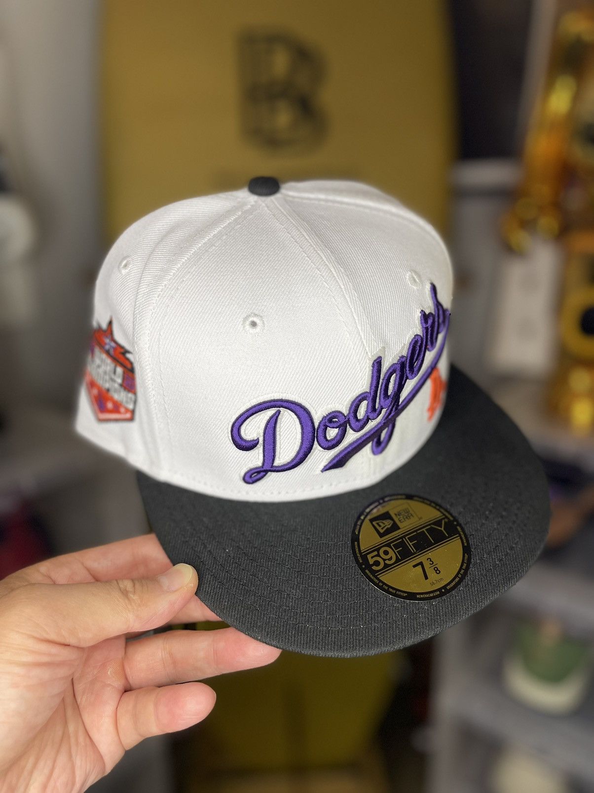 New Era 7 3/8 Los Angeles Dodgers script - Dexter’s Laboratory 7 3/8 ...
