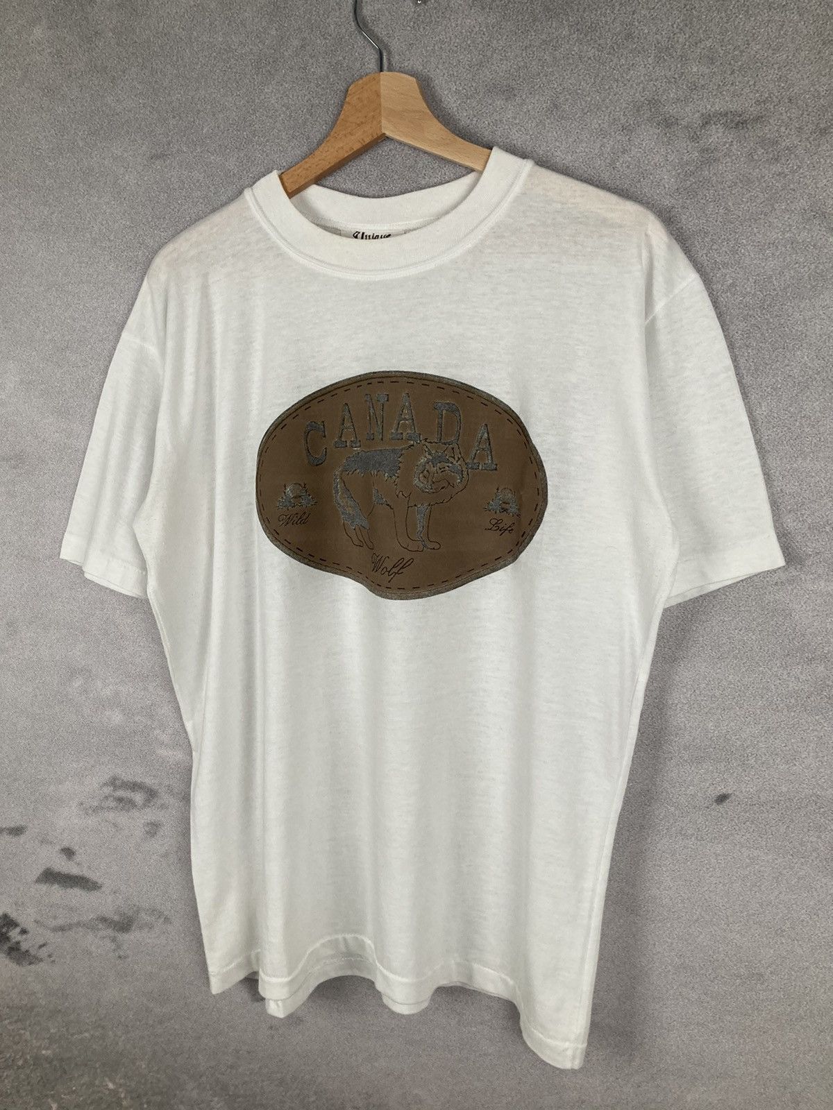 Vintage Vintage Canada Animal Wolf Tee 90s 80s Single Stitch Size US XL / EU 56 / 4 - 2 Thumbnail