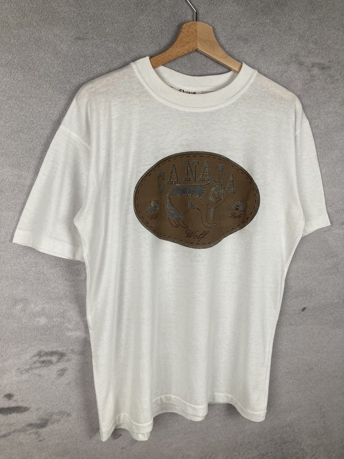Vintage Vintage Canada Animal Wolf Tee 90s 80s Single Stitch Size US XL / EU 56 / 4 - 4 Thumbnail