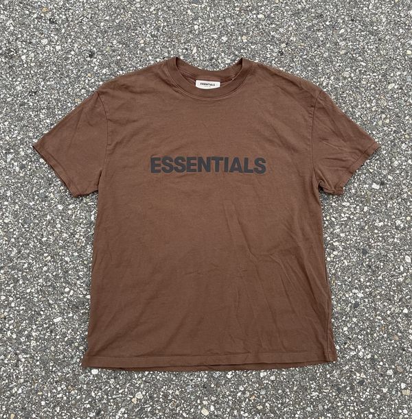 Fear of God Fear of god essentials spell out mocha brown T-shirt | Grailed