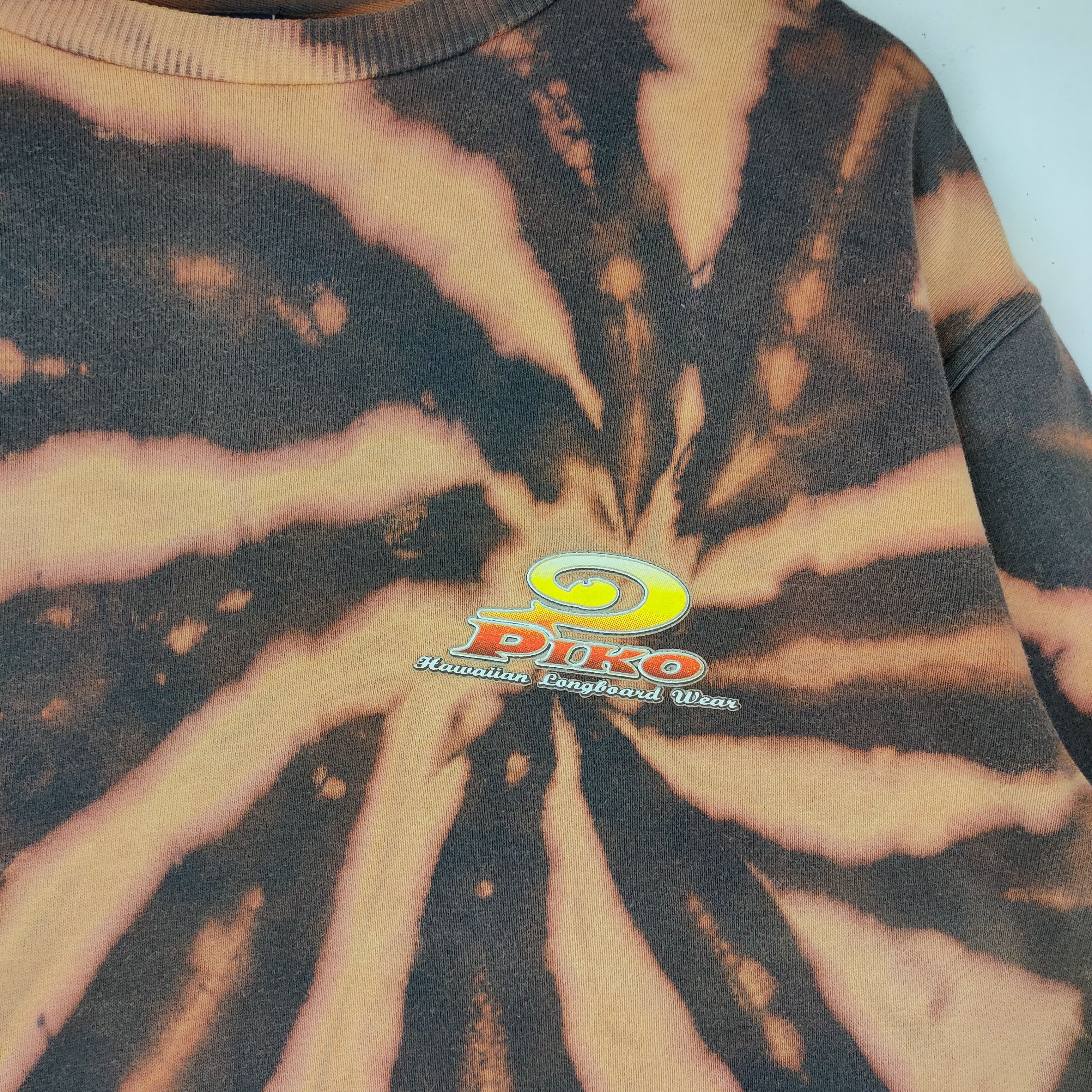 Vintage Vintage BLEACH WASH PIKO HAWAIIAN Surfing Sweatshirt Size US L / EU 52-54 / 3 - 8 Thumbnail