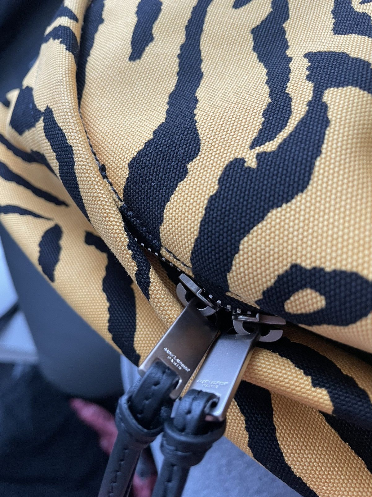Hedi Slimane × Saint Laurent Paris × Yves Saint Laurent Rare Sold BrandNEW Runway Tiger Print Backpack City Backpack Size ONE SIZE - 16 Thumbnail