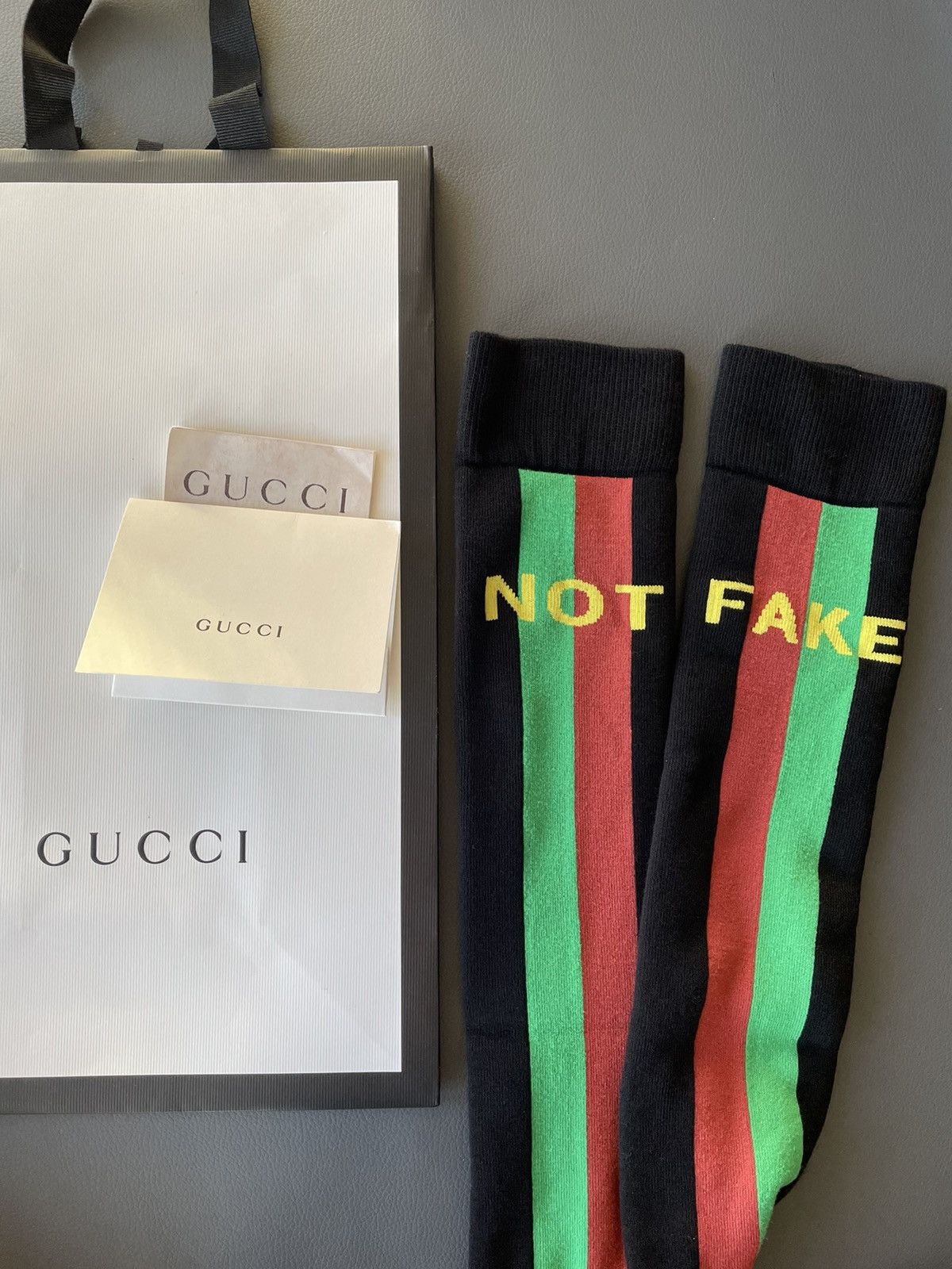 Gucci Brand New Super Runway Oversized Gucci Logo Socks Size ONE SIZE - 2 Thumbnail