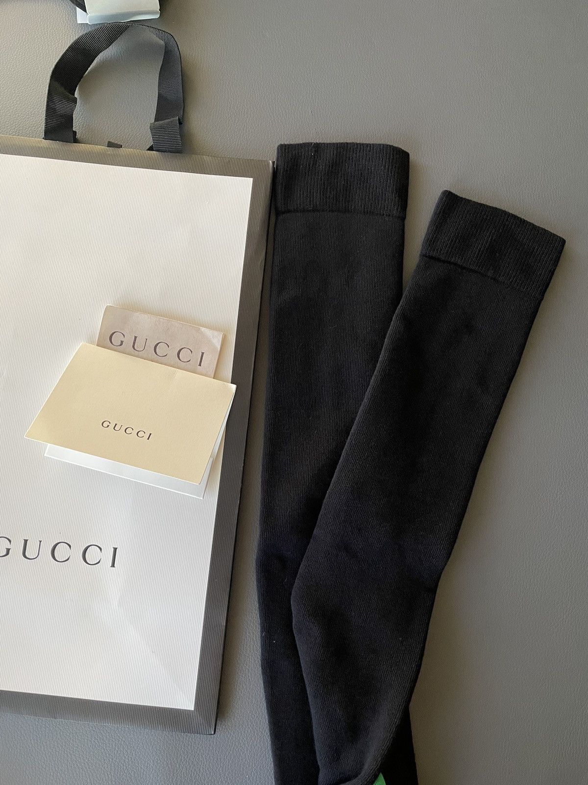 Gucci Brand New Super Runway Oversized Gucci Logo Socks Size ONE SIZE - 16 Thumbnail