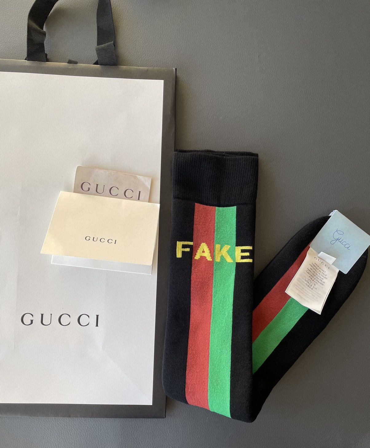 Gucci Brand New Super Runway Oversized Gucci Logo Socks Size ONE SIZE - 13 Thumbnail